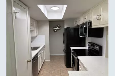 14555 Wunderlich Drive #2201, Houston, TX 77069 - Photo 5