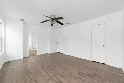 10106 Farrell Drive, Houston, TX 77070 - Photo 15