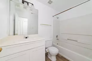 10106 Farrell Dr, Houston, TX 77070 - Photo 13