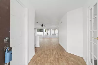 10106 Farrell Drive, Houston, TX 77070 - Photo 3