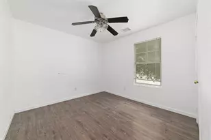 10106 Farrell Dr, Houston, TX 77070 - Photo 11