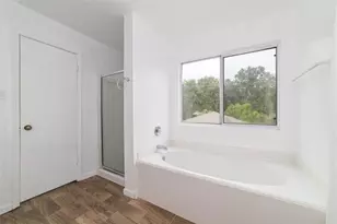 10106 Farrell Dr, Houston, TX 77070 - Photo 17