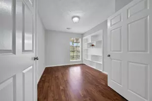 3315 Timber View Dr, Sugar Land, TX 77479 - Photo 11