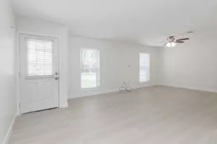 1007 Cedar St, Deer Park, TX 77536 - Photo 5