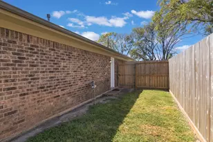 1007 Cedar St, Deer Park, TX 77536 - Photo 15