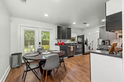 5808 Community Drive, Houston, TX 77005 - Photo 13