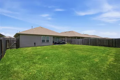 910 Betsy Hill Drive, Rosharon, TX 77583 - Photo 23
