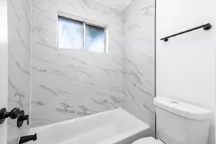 10402 Rancho Bernardo Ln Ln, Sugar Land, TX 77498 - Photo 21