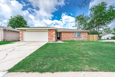 10402 Rancho Bernardo Ln Lane, Sugar Land, TX 77498 - Photo 3