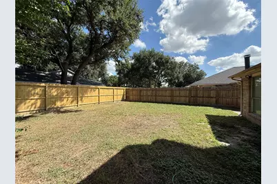 5622 Woodland Glade Drive, Houston, TX 77066 - Photo 15
