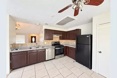 5622 Woodland Glade Drive, Houston, TX 77066 - Photo 5