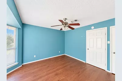 5622 Woodland Glade Drive, Houston, TX 77066 - Photo 11