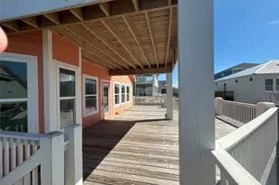 2634 Whitecap, Crystal Beach, TX 77650 - Photo 3