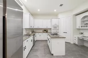 1110 Birdsall St, Houston, TX 77007 - Photo 13