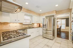 5623 Bermuda Dunes Dr, Houston, TX 77069 - Photo 9