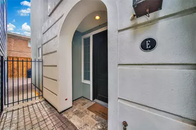 1818 Binz Street #E, Houston, TX 77004 - Photo 3