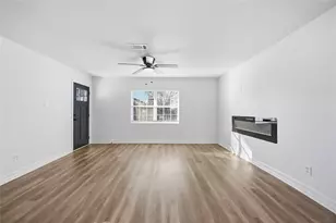 8115 Betty Boop St, Houston, TX 77028 - Photo 1