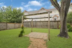 2131 Counter Point Dr, Houston, TX 77055 - Photo 23