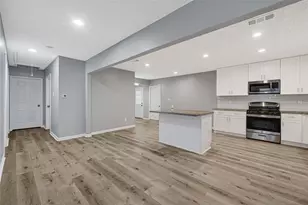 2131 Counter Point Dr, Houston, TX 77055 - Photo 7