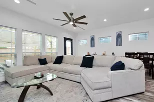 4209 New Orleans St, Houston, TX 77020 - Photo 3