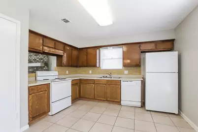 13361 Lake Breeze Lane, Willis, TX 77318 - Photo 7