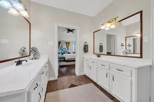70 N Skyflower Ct, The Woodlands, TX 77381 - Photo 21