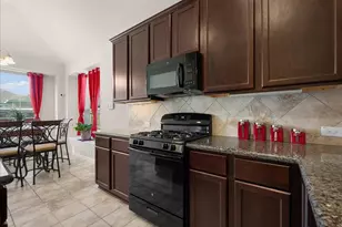 12638 Pirate Bend Dr, La Marque, TX 77568 - Photo 13