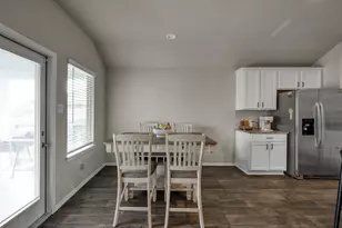 11719 Bari Reef Ln, Conroe, TX 77304 - Photo 9