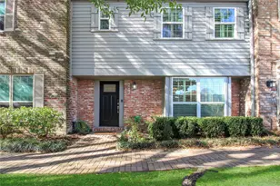 5874 Doliver Dr, Houston, TX 77057 - Photo 1