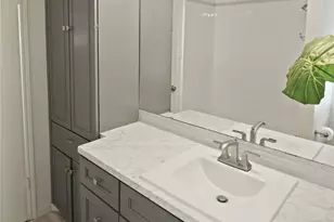 5874 Doliver Dr, Houston, TX 77057 - Photo 31