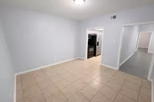 800 N San Jacinto, Conroe, TX 77301 - Photo 7