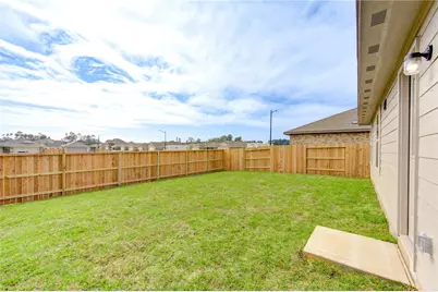 617 Roaring Falls Drive, Willis, TX 77378 - Photo 11