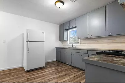 472 E Main Street, Zavalla, TX 75980 - Photo 9