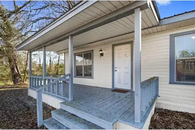 472 E Main Street, Zavalla, TX 75980 - Photo 3