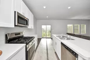 21738 Rustic River Ranch Ave, Waller, TX 77484 - Photo 5