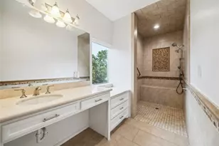 23 Glen Eagles Dr, Sugar Land, TX 77479 - Photo 7