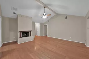 16858 Gleneagle Dr N, Conroe, TX 77385 - Photo 7
