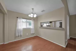 16858 Gleneagle Dr N, Conroe, TX 77385 - Photo 11