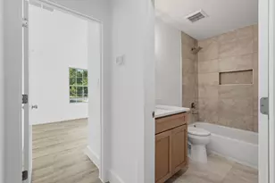 13134 Lake Conroe Bay Rd, Willis, TX 77318 - Photo 33