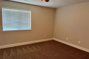 3951 Town Park Ln, Missouri City, TX 77459 - Photo 17