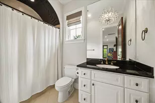 310 Tynebridge Ln, Houston, TX 77024 - Photo 35