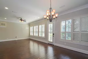 1110 Oakwood Pass, Houston, TX 77043 - Photo 19