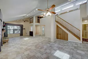 12811 Ashford Hills Dr, Houston, TX 77077 - Photo 3