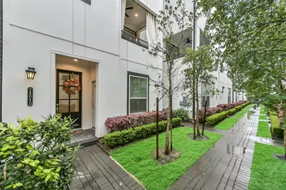 2804 Grand Fountains Drive #D, Houston, TX 77054 - Photo 1
