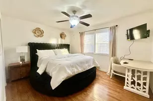 5329 Pagewood Ln, Houston, TX 77056 - Photo 11