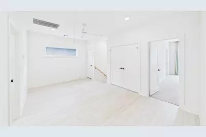 9609 Valeca Drive, Houston, TX 77075 - Photo 15