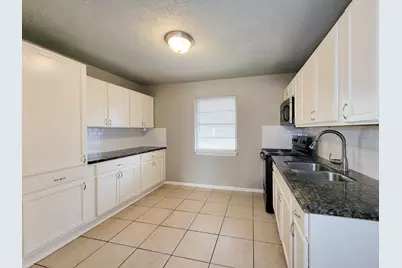 10117 Dulcimer Street, Houston, TX 77051 - Photo 13