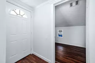 54 Lupine Ct, Lake Jackson, TX 77566 - Photo 3