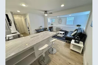 412 Pacific Street #11B, Houston, TX 77006 - Photo 1