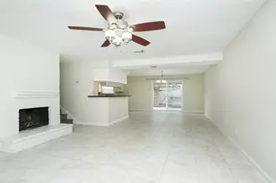 14641 Perthshire Rd, Houston, TX 77079 - Photo 11
